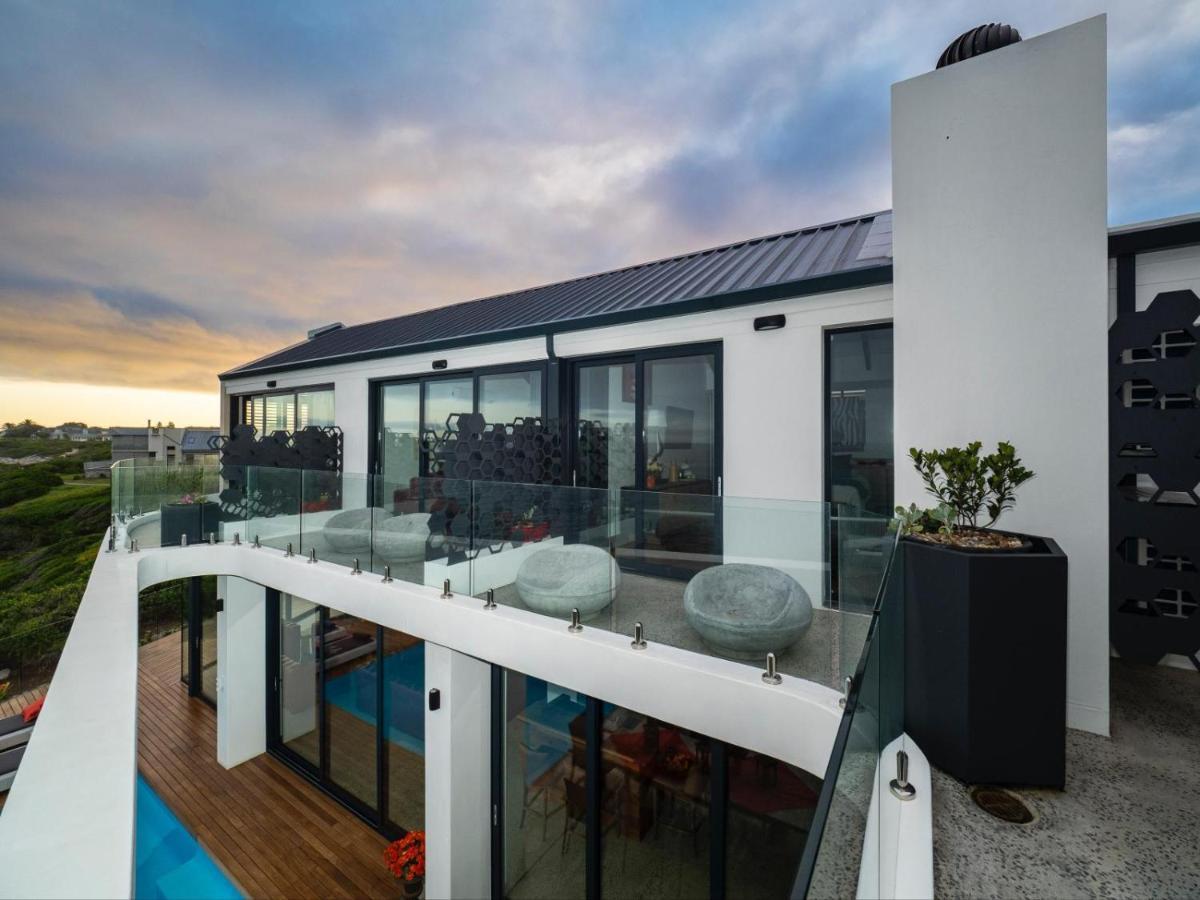 Boutique Ocean Views - Incorporating Wendy'S Hotell Hermanus Exteriör bild