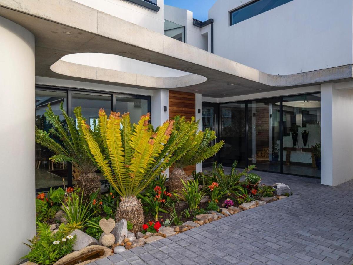 Boutique Ocean Views - Incorporating Wendy'S Hotell Hermanus Exteriör bild