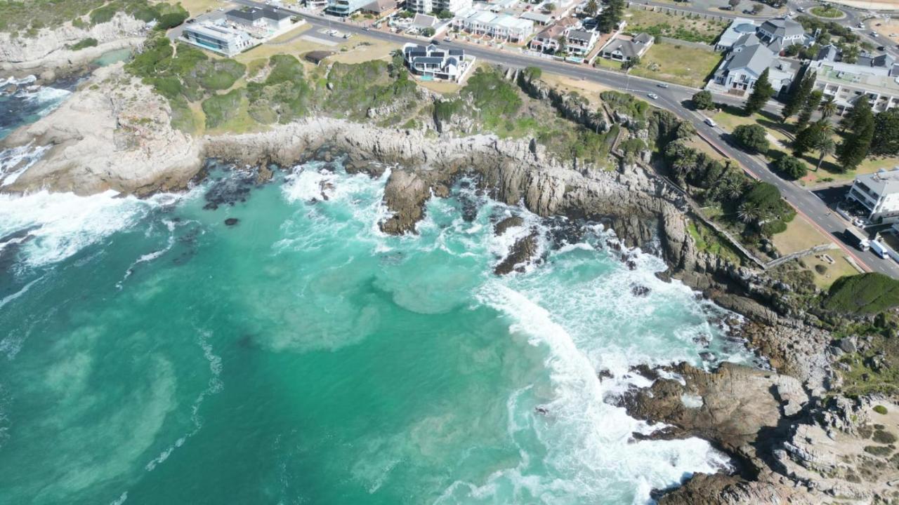 Boutique Ocean Views - Incorporating Wendy'S Hotell Hermanus Exteriör bild